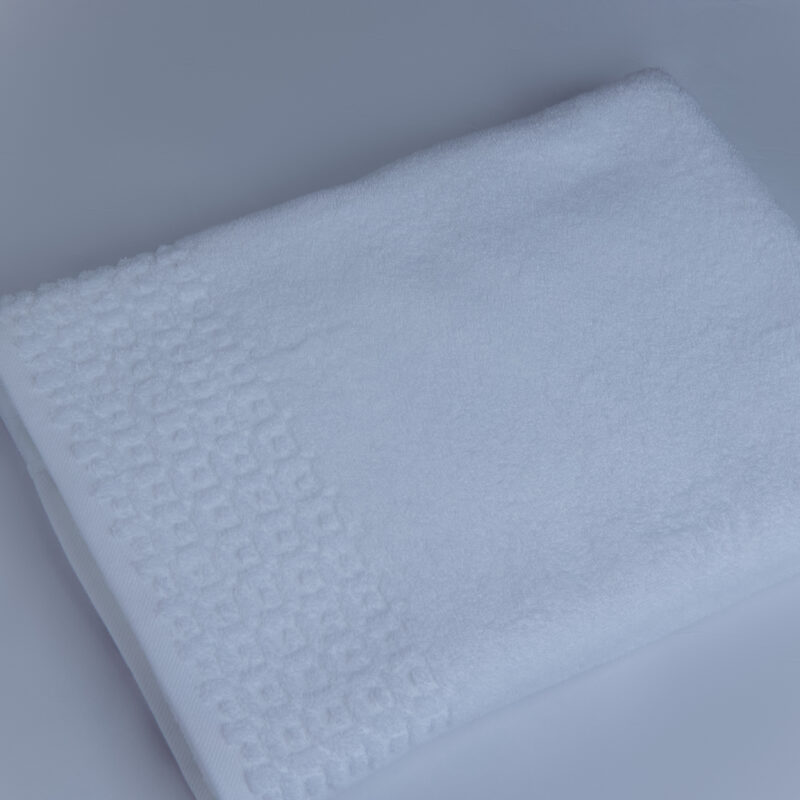 Classic - Bath Towel (White)
