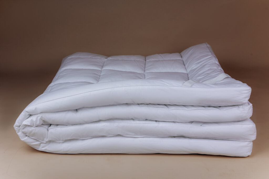 7ft × 7ft Mattress Topper – 7cm Thick