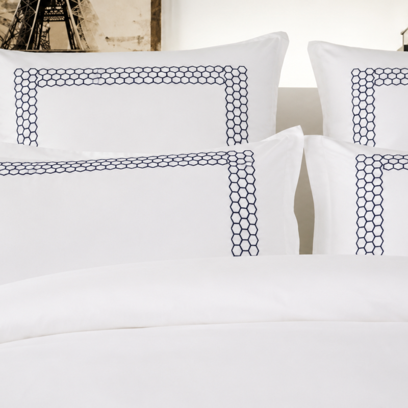 Honeycomb White Bedding Super King Set